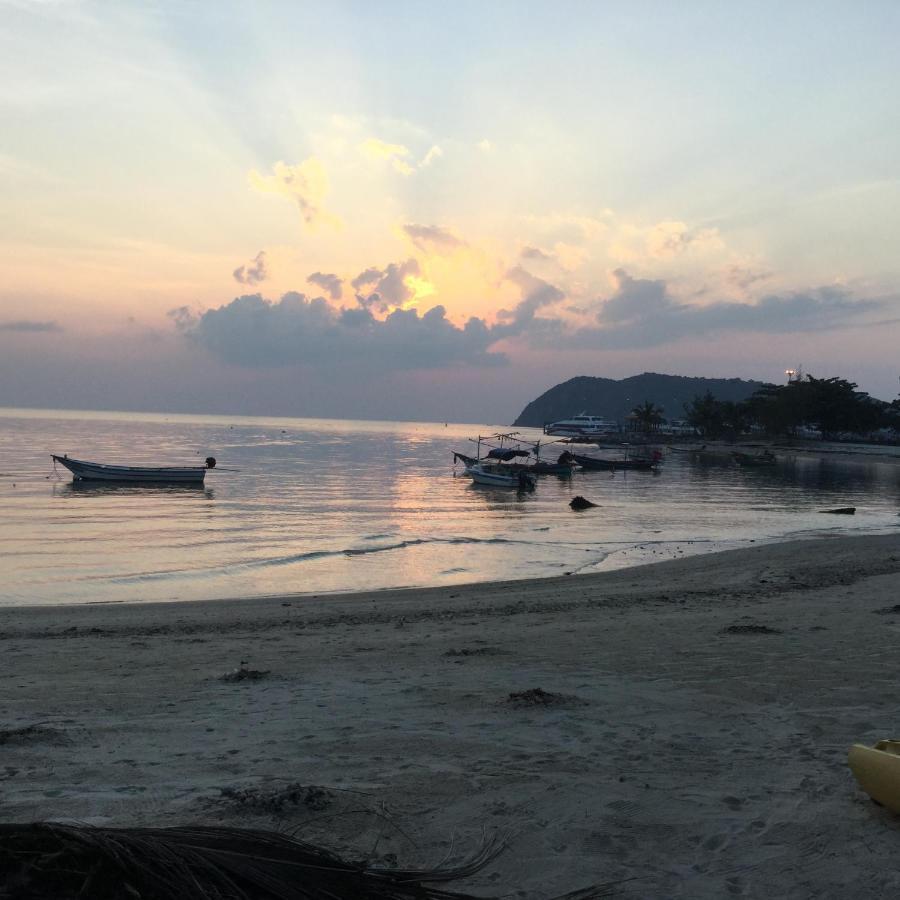 Tea Moon Beach House 通萨拉 外观 照片